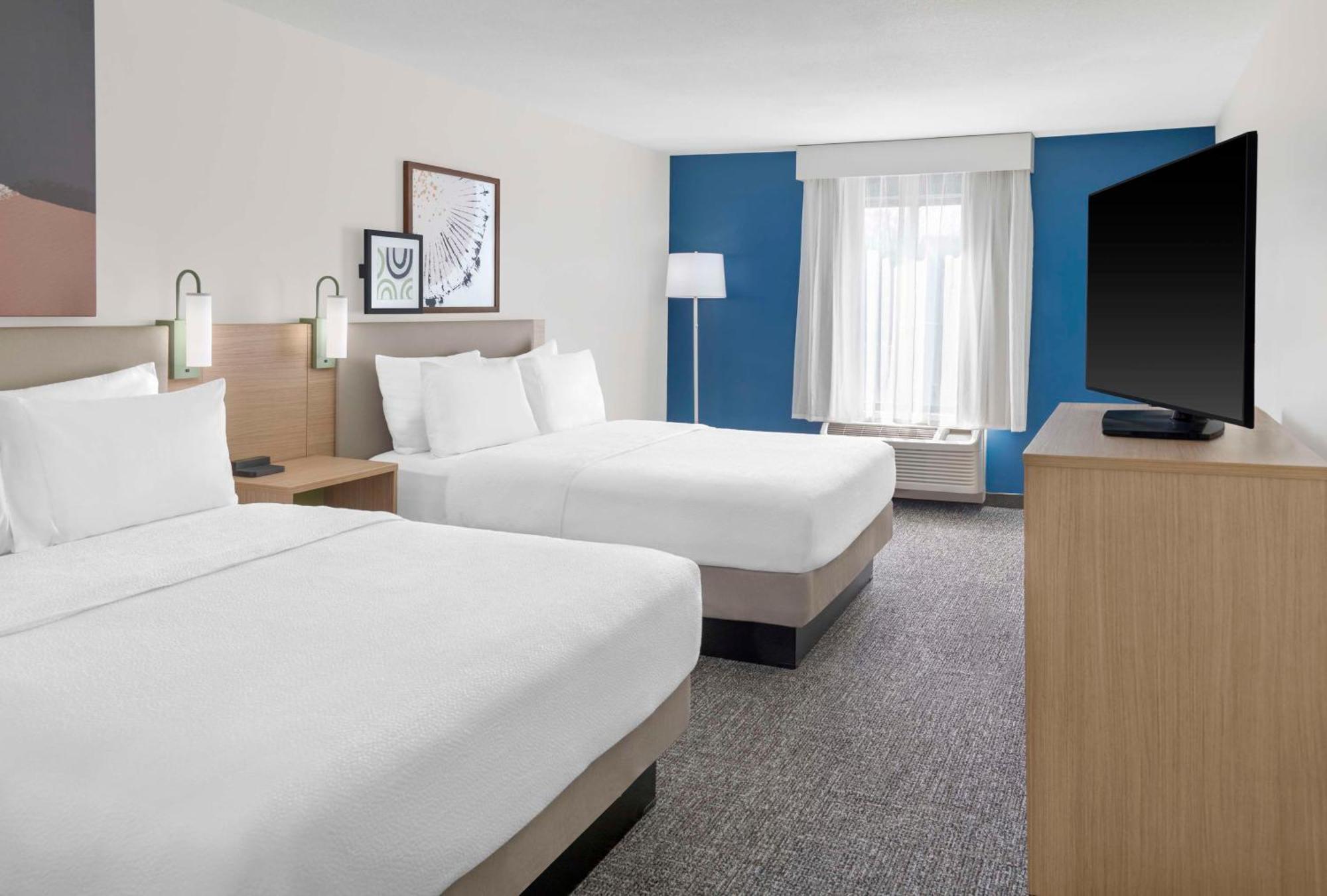 Spark By Hilton Lansing Eksteriør billede