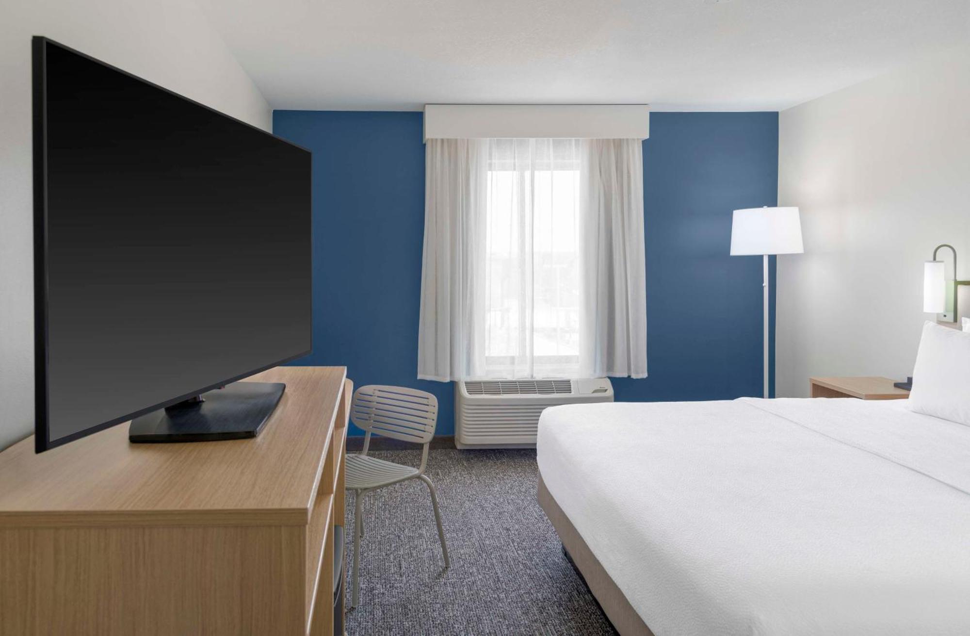 Spark By Hilton Lansing Eksteriør billede
